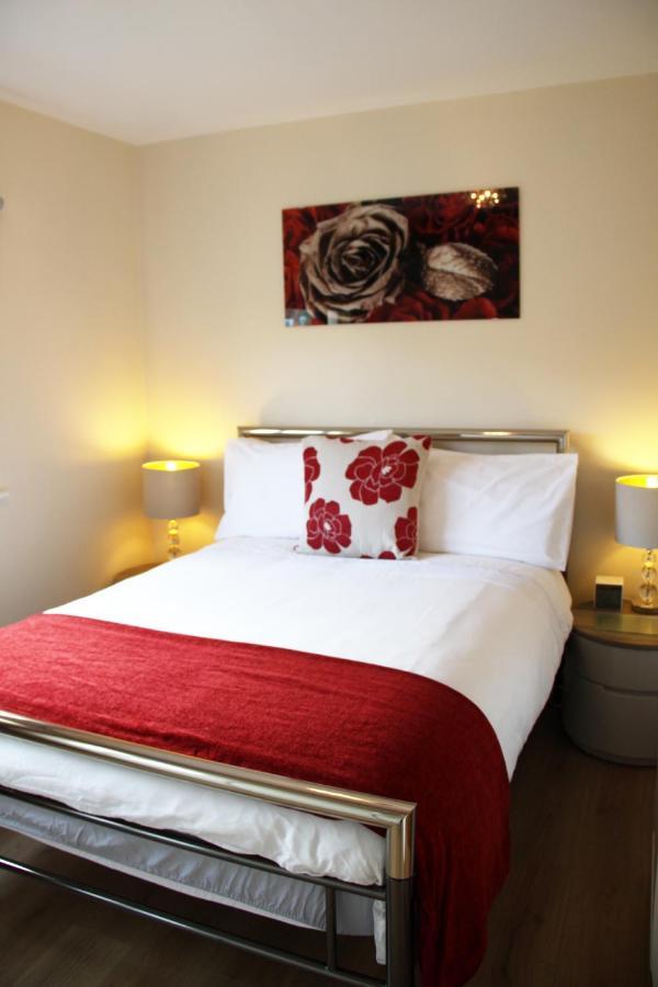 Centre Town House With Riverside Views And Free Parking 1bak Rumah liburan *