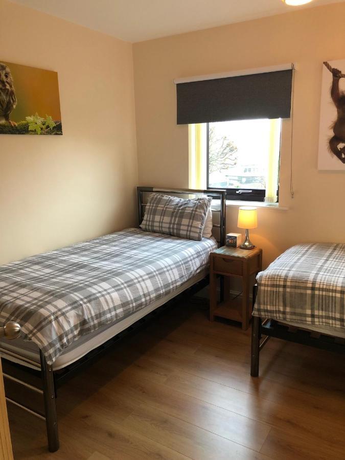 Centre Town House With Riverside Views And Free Parking 1bak Rumah liburan *